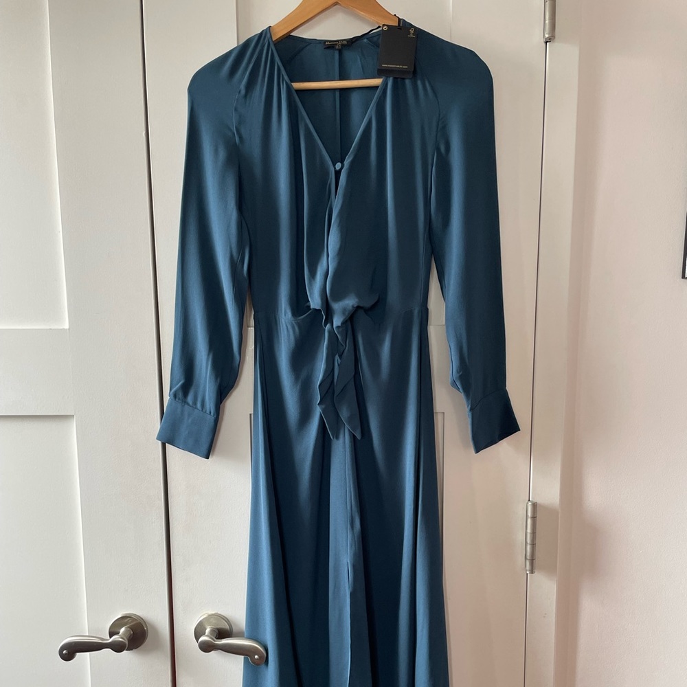 Massimo Dutti Maxi dress Blue Never wore size 34